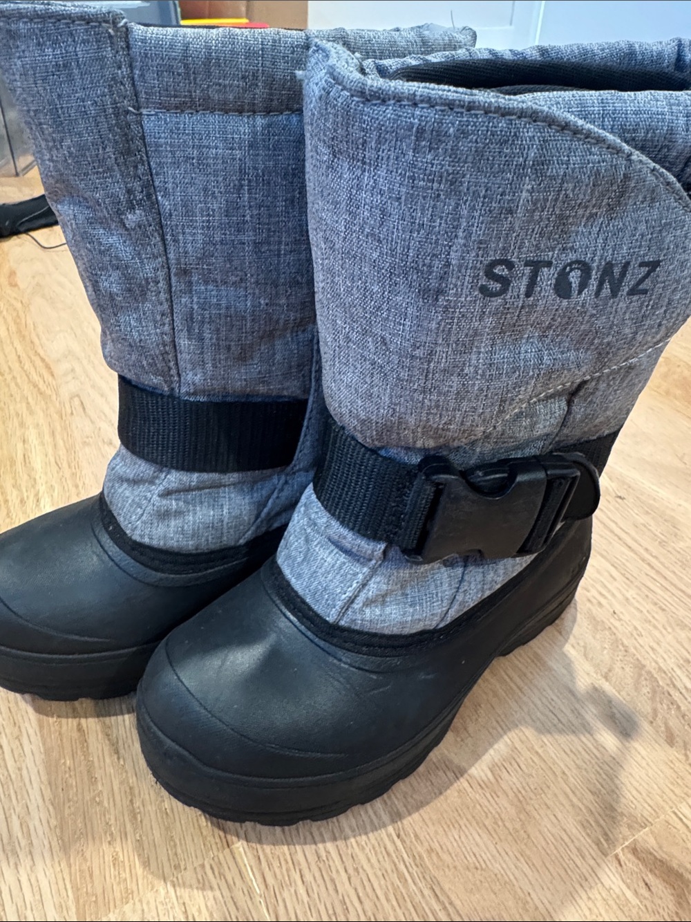 Stonz Trek Kids Snow Boots